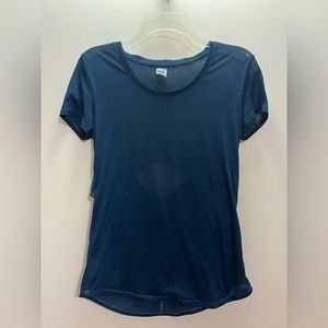 le Verde , xs blue t shirt, open key hole back.